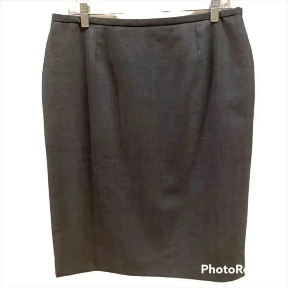 Calvin Klein pencil skirt - Picture 1 of 5